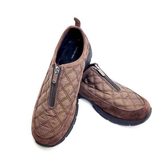 Lands End Quilted All Weather Zip Shoe - Picture 7 of 8